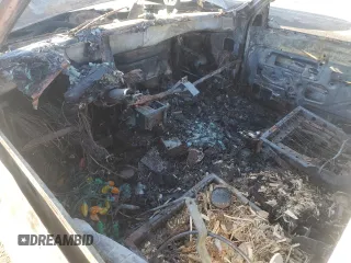 1994 GMC Suburban z VIN 1GKEC16K3RJ769051, wystawiony jako Copart lot #74576864 z przebiegiem Nie podano mil oraz Nie do naprawy • Non repairable. Historia ofert i sprzedaży dostępna na DreamBid. Obrazek 8.