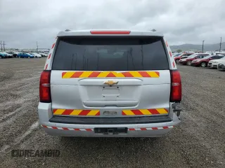 2019 Chevrolet Suburban LT z VIN 1GNSKHKC0KR397479, wystawiony jako Copart lot #56206065 z przebiegiem 289 466 mil mil oraz Czysty tytuł • Clean title. Historia ofert i sprzedaży dostępna na DreamBid. Obrazek 6.