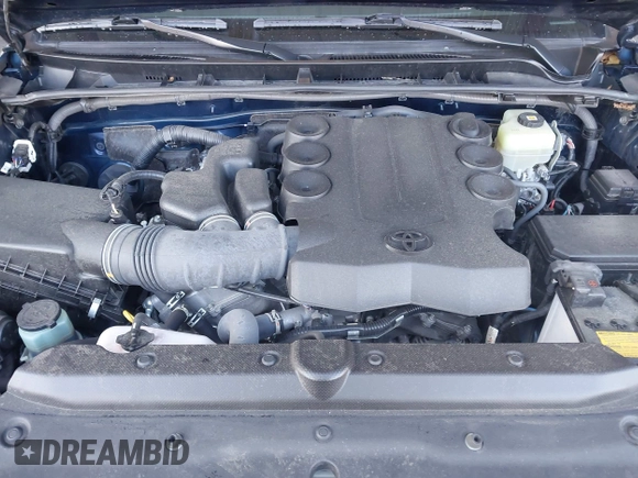 2021 Toyota 4Runner SR5 with VIN JTEMU5JR3M5933542, listed as a IAAI auction lot 41940744 with 68,462 mi miles and . Bid and sale history available at DreamBid. Image 10.
