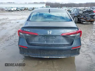 2024 Honda Civic Sedan Touring with VIN 2HGFE1F93RH340101, listed as a IAAI auction lot 41672822 with 4,746 mi miles. Bid and sale history available at carsss.com. Image 17.