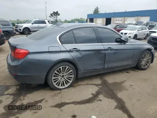 2013 BMW 3 Series 328i xDrive z VIN WBA3B3C54DF541309, wystawiony jako Copart lot #58798075 z przebiegiem 196 700 mil mil oraz Czysty tytuł • Clean title. Historia ofert i sprzedaży dostępna na DreamBid. Obrazek 3.