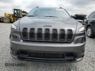 2018 Jeep Cherokee Latitude Tech Connect with VIN 1C4PJMCB3JD601283, listed as a Copart auction lot 51901955 with 83,467 mi miles and Salvage title. Bid and sale history available at DreamBid. Image 5.