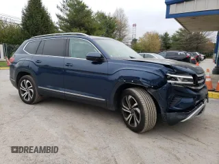 2021 Volkswagen Atlas SEL Premium with VIN 1V2TR2CA6MC513100, listed as a Copart auction lot 52947725 with 65,450 mi miles and Salvage title. Bid and sale history available at DreamBid. Image 4.