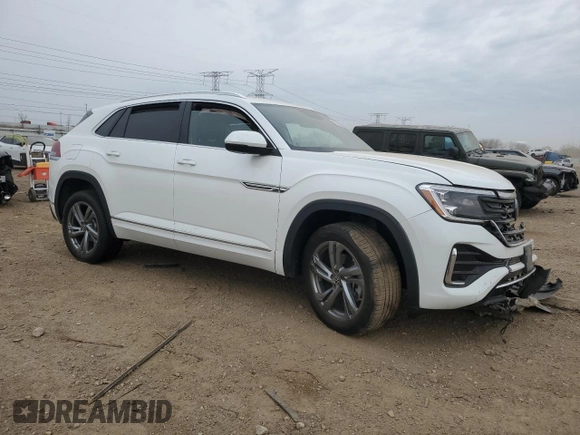 2024 Volkswagen Atlas SEL R-Line with VIN 1V2AE2CA5RC241990, listed as a Copart auction lot 53370185 with 5,294 mi miles and Salvage title. Bid and sale history available at DreamBid. Image 4.