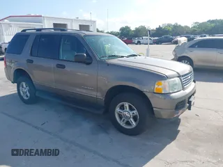 2004 Ford Explorer z VIN 1FMZU83E24UB48730, wystawiony jako IAAI lot #42007438 z przebiegiem 166 246 mil mil oraz . Historia ofert i sprzedaży dostępna na DreamBid. Obrazek 1.