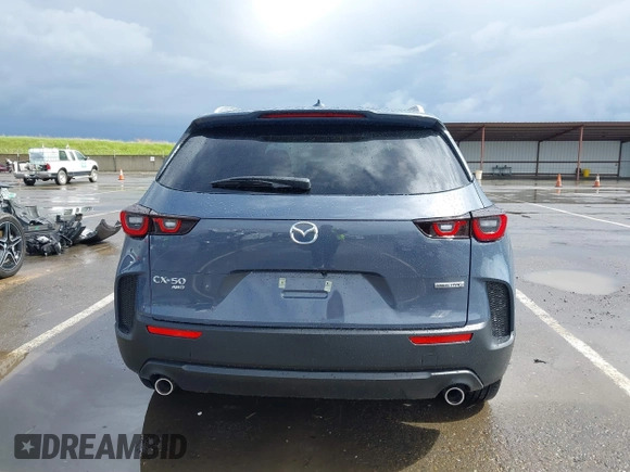 2024 Mazda CX-50 S Premium Plus z VIN 7MMVABEM8RN220626, wystawiony jako IAAI lot #41818464 z przebiegiem 1 622 mil mil oraz . Historia ofert i sprzedaży dostępna na DreamBid. Obrazek 16.