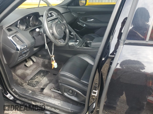 2020 Jaguar E-Pace SE z VIN SADFP2FX1L1Z82159, wystawiony jako Copart lot #47051425 z przebiegiem 61 465 mil mil oraz Szkoda całkowita • Salvage title. Historia ofert i sprzedaży dostępna na DreamBid. Obrazek 7.