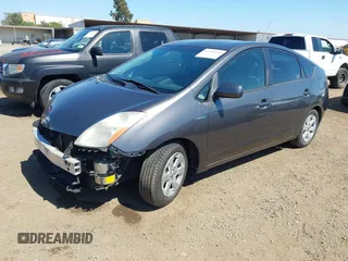 2008 Toyota Prius z VIN JTDKB20U883384556, wystawiony jako IAAI lot #42236131 z przebiegiem 71 463 mil mil oraz . Historia ofert i sprzedaży dostępna na DreamBid. Obrazek 2.