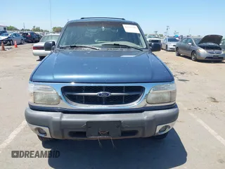 1999 Ford Explorer XLT z VIN 1FMDU34EXXZA79739, wystawiony jako IAAI lot #42353736 z przebiegiem 377 224 mil mil oraz . Historia ofert i sprzedaży dostępna na DreamBid. Obrazek 6.
