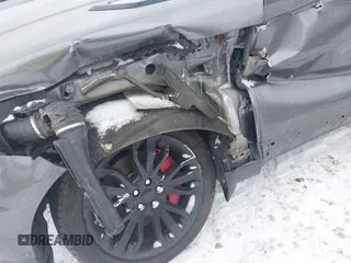 2016 Land Rover Range Rover Sport Dynamic z VIN SALWR2EF1GA583815, wystawiony jako IAAI lot #41322890 z przebiegiem 120 690 mil mil oraz . Historia ofert i sprzedaży dostępna na DreamBid. Obrazek 6.