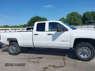 2015 Chevrolet Silverado 3500HD with VIN 1GC2CYEG0FZ534639, listed as a IAAI auction lot 42080526 with 245,795 mi miles and . Bid and sale history available at DreamBid. Image 14.
