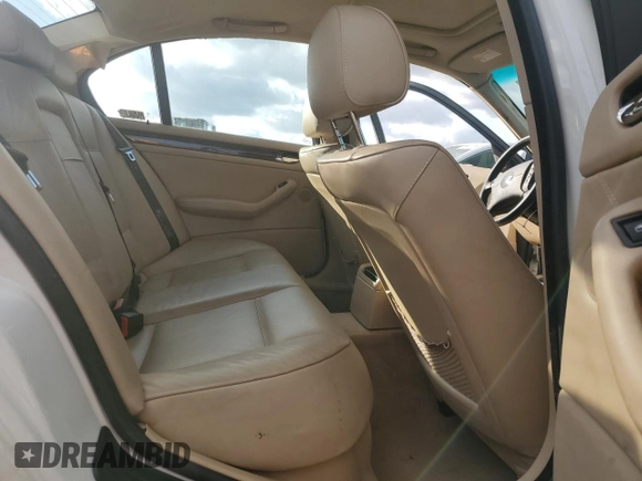2004 BMW 3 Series 325i with VIN WBAAZ33454KP84385, listed as a Copart auction lot 41879615 with 140,811 mi miles and Salvage Title. Bid and sale history available at carsss.com. Image 10.