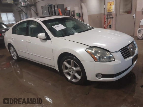 2004 Nissan Maxima SE with VIN 1N4BA41E04C890873, listed as a IAAI auction lot 41468051 with 171,641 mi miles and . Bid and sale history available at DreamBid. Image 1.