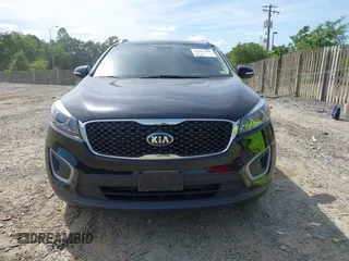 2016 Kia Sorento LX z VIN 5XYPGDA3XGG044182, wystawiony jako IAAI lot #42312303 z przebiegiem 107 844 mil mil oraz . Historia ofert i sprzedaży dostępna na DreamBid. Obrazek 13.