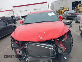 2021 Chevrolet Blazer RS z VIN 3GNKBKRS1MS555161, wystawiony jako IAAI lot #41544585 z przebiegiem 45 494 mil mil oraz . Historia ofert i sprzedaży dostępna na DreamBid. Obrazek 13.