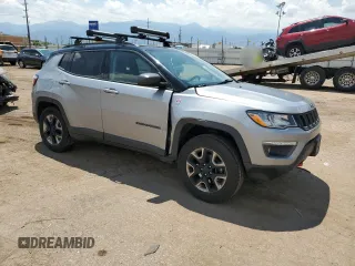 2017 Jeep Compass Trailhawk with VIN 3C4NJDDB1HT646751, listed as a Copart auction lot 62583555 with 99,974 mi miles and Salvage title. Bid and sale history available at DreamBid. Image 4.