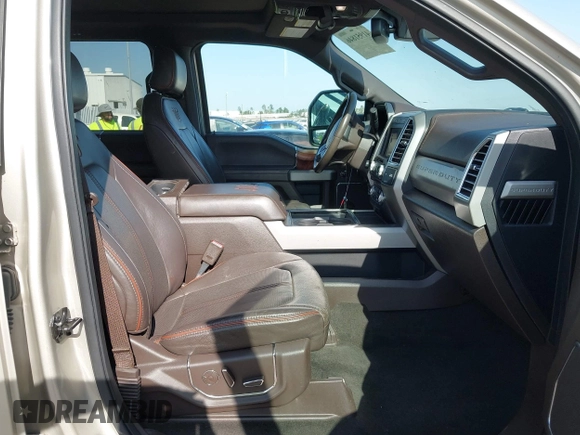 2017 Ford F-250 Lariat with VIN 1FT7W2BT3HEB57651, listed as a IAAI auction lot 41951846 with 168,866 mi miles and . Bid and sale history available at DreamBid. Image 5.