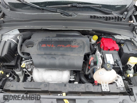 2018 Jeep Renegade Sport with VIN ZACCJBAB7JPH59147, listed as a IAAI auction lot 41661590 with 70,390 mi miles. Bid and sale history available at carsss.com. Image 10.