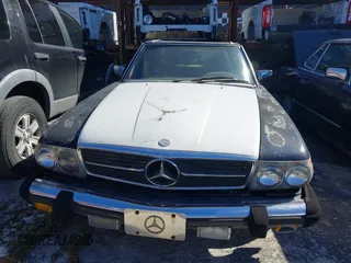 1989 Mercedes-Benz 560 with VIN WDBBA48D1KA095197, listed as a IAAI auction lot 41440418 with Not Provided miles. Bid and sale history available at carsss.com. Image 11.