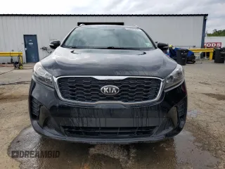 2019 Kia Sorento L with VIN 5XYPG4A37KG480352, listed as a Copart auction lot 53808985 with 111,816 mi miles and Clean Title. Bid and sale history available at carsss.com. Image 5.