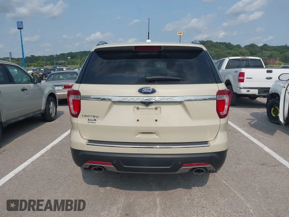 2018 Ford Explorer Limited z VIN 1FM5K7F82JGC70826, wystawiony jako IAAI lot #42387710 z przebiegiem 42 270 mil mil oraz . Historia ofert i sprzedaży dostępna na DreamBid. Obrazek 16.