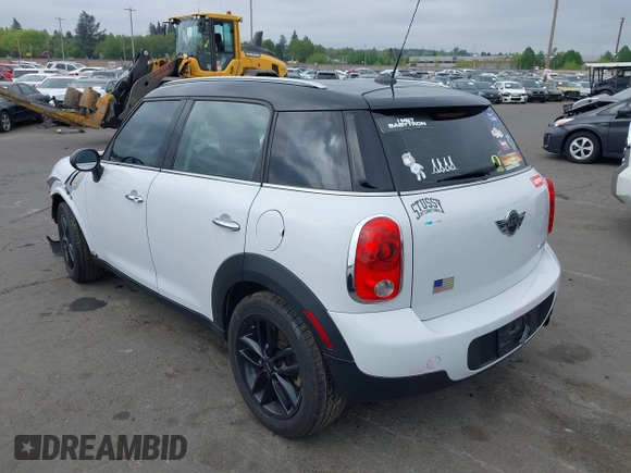 2012 MINI Countryman with VIN WMWZB3C57CWM04258, listed as a IAAI auction lot 42116867 with 168,550 mi miles and . Bid and sale history available at DreamBid. Image 3.