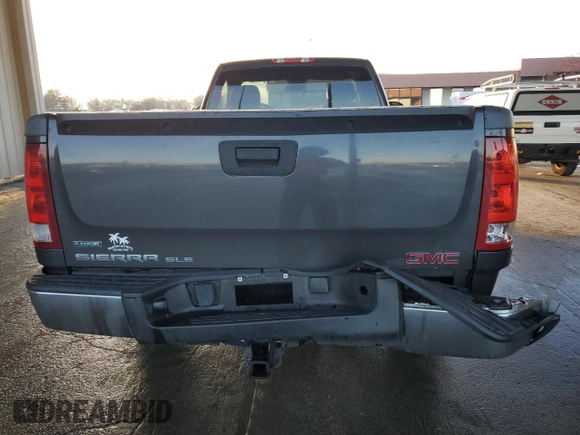 2011 GMC Sierra 1500 Work Truck z VIN 1GTN1TEA2BZ151765, wystawiony jako Copart lot #87183474 z przebiegiem 141 811 mil mil oraz Szkoda całkowita • Salvage title. Historia ofert i sprzedaży dostępna na DreamBid. Obrazek 6.