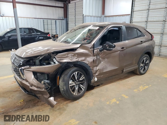2024 Mitsubishi Eclipse Cross SE z VIN JA4ATWAA8RZ072539, wystawiony jako Copart lot #54919085 z przebiegiem 13 788 mil mil oraz Szkoda całkowita • Salvage title. Historia ofert i sprzedaży dostępna na DreamBid. Obrazek 1.