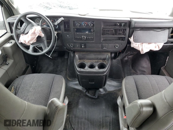 2018 Chevrolet Express Cargo z VIN 1GCWGAFG7J1906965, wystawiony jako Copart lot #56163435 z przebiegiem Nie podano mil oraz Szkoda całkowita • Salvage title. Historia ofert i sprzedaży dostępna na DreamBid. Obrazek 8.