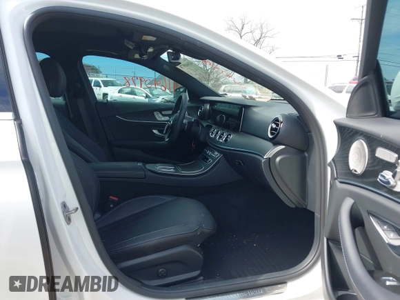 2023 Mercedes-Benz E 350 with VIN W1KZF8EB7PB174425, listed as a IAAI auction lot 41640978 with 20,810 mi miles and . Bid and sale history available at DreamBid. Image 5.
