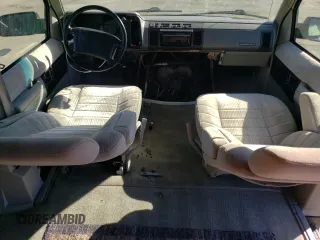 1994 GMC Safari with VIN 1GKDM19W8RB540317, listed as a Copart auction lot 79138114 with Not Provided miles and Clean Title. Bid and sale history available at carsss.com. Image 8.