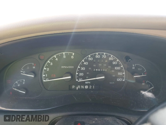 1997 Ford Explorer Eddie Bauer z VIN 1FMDU32X8VZC30353, wystawiony jako IAAI lot #42259734 z przebiegiem 249 106 mil mil oraz . Historia ofert i sprzedaży dostępna na DreamBid. Obrazek 7.