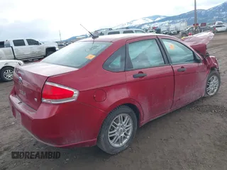 2009 Ford Focus SE z VIN 1FAHP35N39W205218, wystawiony jako IAAI lot #41788041 z przebiegiem Nie podano mil oraz . Historia ofert i sprzedaży dostępna na DreamBid. Obrazek 4.