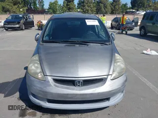 2007 Honda Fit z VIN JHMGD38467S017278, wystawiony jako IAAI lot #42513601 z przebiegiem 107 177 mil mil oraz . Historia ofert i sprzedaży dostępna na DreamBid. Obrazek 6.
