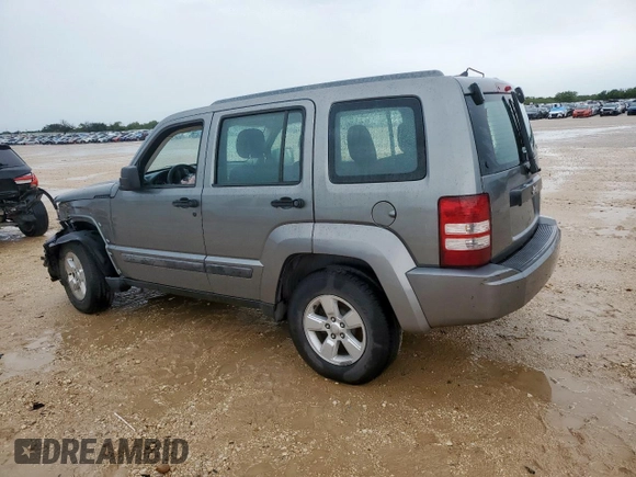 2012 Jeep Liberty Sport z VIN 1C4PJLAK0CW165917, wystawiony jako Copart lot #58776035 z przebiegiem 174 814 mil mil oraz Szkoda całkowita • Salvage title. Historia ofert i sprzedaży dostępna na DreamBid. Obrazek 2.