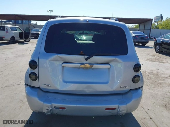 2011 Chevrolet HHR LS with VIN 3GNBAAFW1BS500727, listed as a IAAI auction lot 40520339 with NaN miles. Bid and sale history available at carsss.com. Image 16.