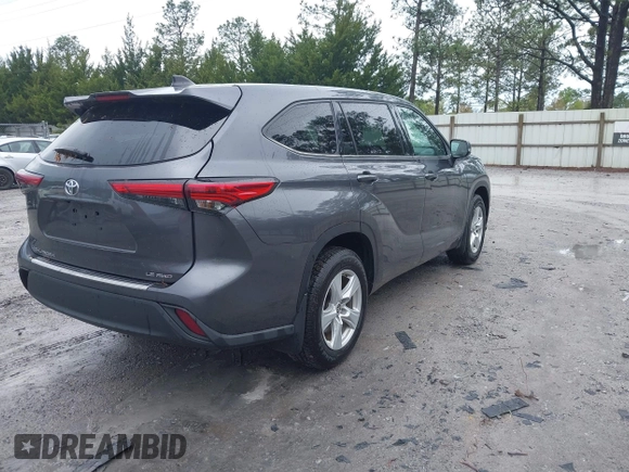 2022 Toyota Highlander LE with VIN 5TDBZRBH8NS594816, listed as a IAAI auction lot 41892825 with 49,229 mi miles and . Bid and sale history available at DreamBid. Image 4.