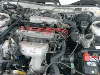 1988 Toyota Camry LE z VIN JT2SV22E5J3248025, wystawiony jako IAAI lot #42921735 z przebiegiem 85 398 mil mil oraz . Historia ofert i sprzedaży dostępna na DreamBid. Obrazek 12.