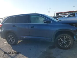 2018 Toyota Highlander LE with VIN 5TDZZRFHXJS239522, listed as a IAAI auction lot 41998608 with 98,478 mi miles and . Bid and sale history available at DreamBid. Image 13.