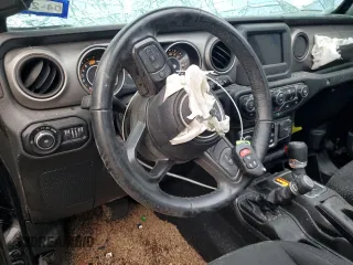 2021 Jeep Wrangler Sport S with VIN 1C4GJXAN1MW665247, listed as a Copart auction lot 84696044 with 71,693 mi miles and Salvage Title. Bid and sale history available at DreamBid. Image 8.