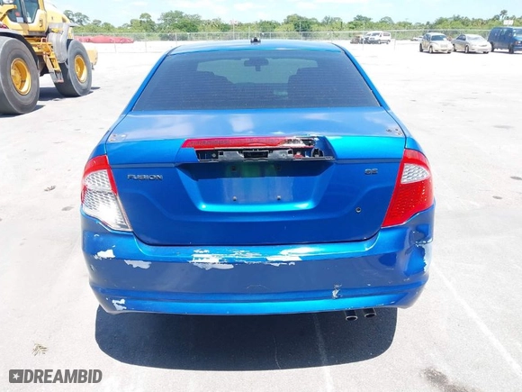 2011 Ford Fusion SE with VIN 3FAHP0HA3BR188260, listed as a IAAI auction lot 42036507 with 185,177 mi miles. Bid and sale history available at carsss.com. Image 6.