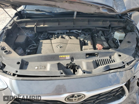 2021 Toyota Highlander XLE with VIN 5TDGZRAHXMS521419, listed as a Copart auction lot 59068364 with 44,634 mi miles and Salvage title. Bid and sale history available at DreamBid. Image 14.