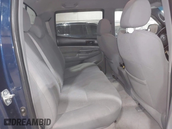 2007 Toyota Tacoma with VIN 5TELU42N47Z426804, listed as a IAAI auction lot 41543032 with 245,428 mi miles and . Bid and sale history available at DreamBid. Image 8.