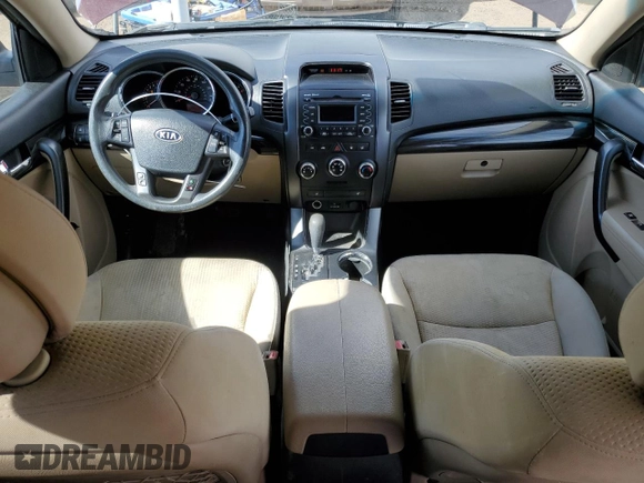 2011 Kia Sorento LX with VIN 5XYKTDA20BG136374, listed as a Copart auction lot 48174315 with 224,228 mi miles and Salvage Title. Bid and sale history available at carsss.com. Image 8.