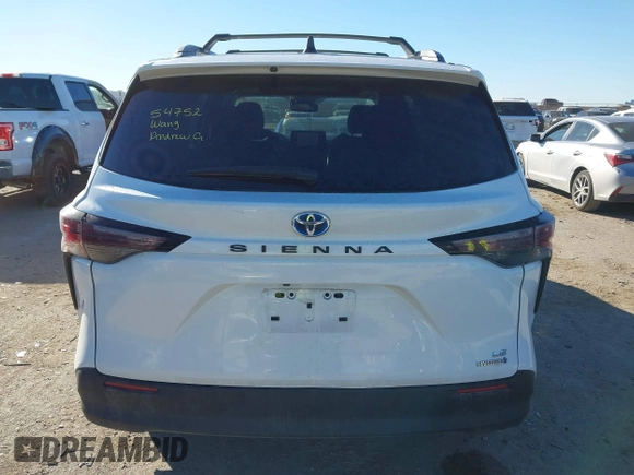2024 Toyota Sienna LE with VIN 5TDBRKEC0RS217006, listed as a IAAI auction lot 41389239 with 23,983 mi miles. Bid and sale history available at carsss.com. Image 16.