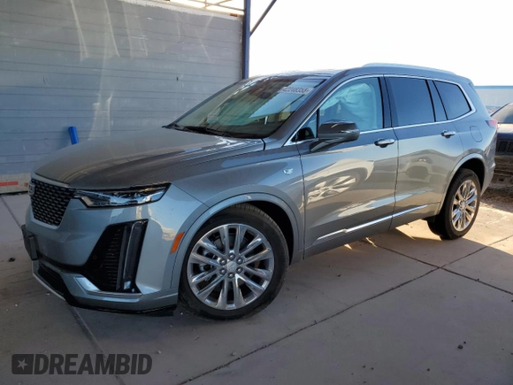 2025 Cadillac XT6 AWD Premium Luxury z VIN 1GYKPDRS6SZ100046, wystawiony jako Copart lot #42248355 z przebiegiem 2293 mil mil oraz Szkody całkowita. Historia ofert i sprzedaży dostępna na DreamBid. Obrazek 1.