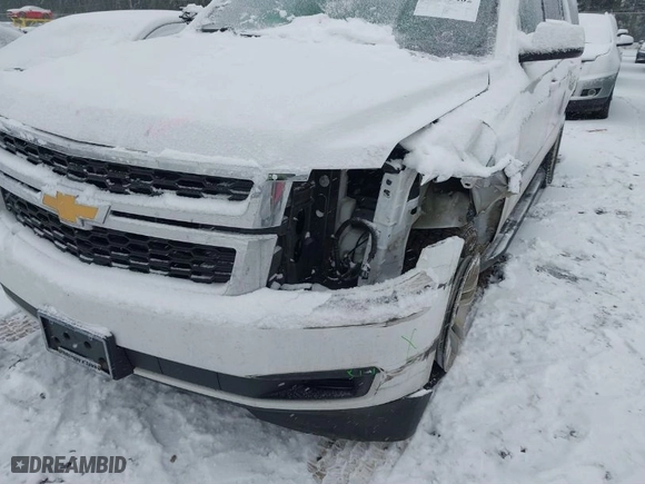 2019 Chevrolet Suburban LT with VIN 1GNSKHKC6KR191177, listed as a IAAI auction lot 41555402 with NaN miles. Bid and sale history available at carsss.com. Image 19.