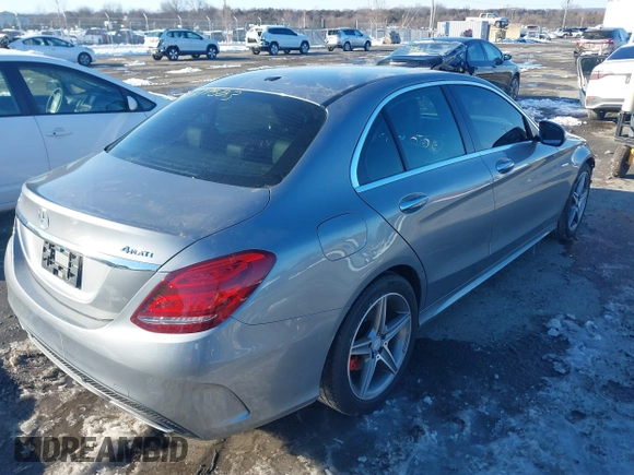 2015 Mercedes-Benz C-Class C 400 with VIN 55SWF6GB7FU018295, listed as a IAAI auction lot 41217523 with 120,822 mi miles. Bid and sale history available at carsss.com. Image 4.