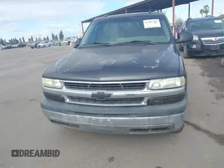 2004 Chevrolet Suburban LT with VIN 3GNEC16T64G278981, listed as a IAAI auction lot 41507356 with 181,155 mi miles. Bid and sale history available at carsss.com. Image 17.