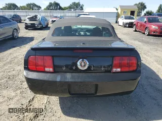 2008 Ford Mustang Deluxe with VIN 1ZVHT84N385113015, listed as a Copart auction lot 56558495 with 120,085 mi miles and Salvage title. Bid and sale history available at DreamBid. Image 6.